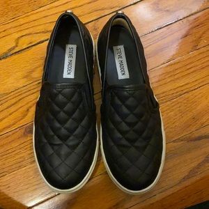 Steve Madden ECENTRCQ BLACK